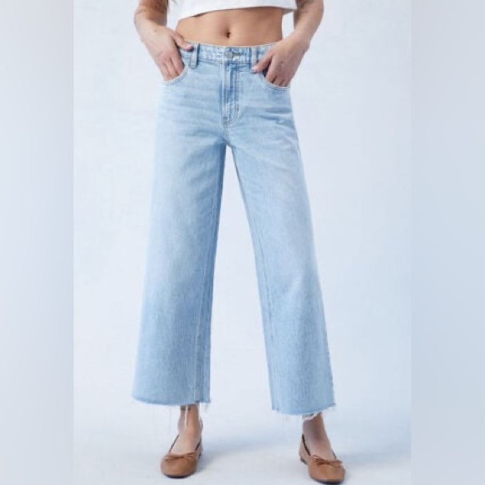 Pacsun Light Indigo Cropped Wide Leg Jeans